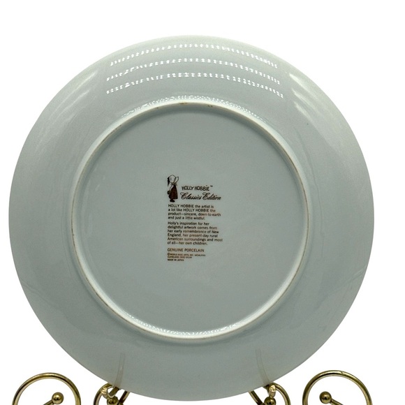Vintage Holly Hobbie Collector Decorative Plate “Love is the Good Cooks Secret” - Picture 2 of 5